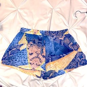 Pattern shorts